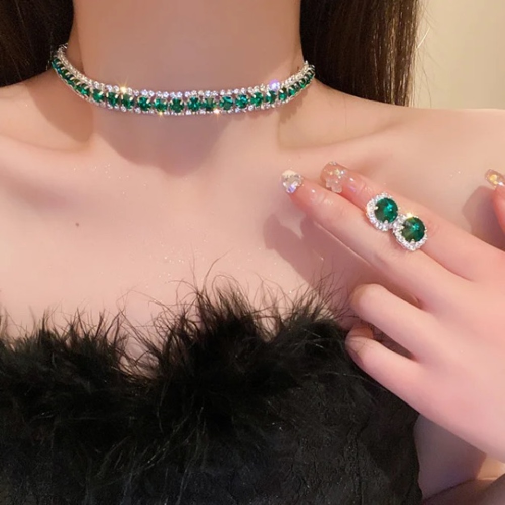 🌟 Green Rhinestone Earrings Chocker Necklace Set - Picture 4 of 5